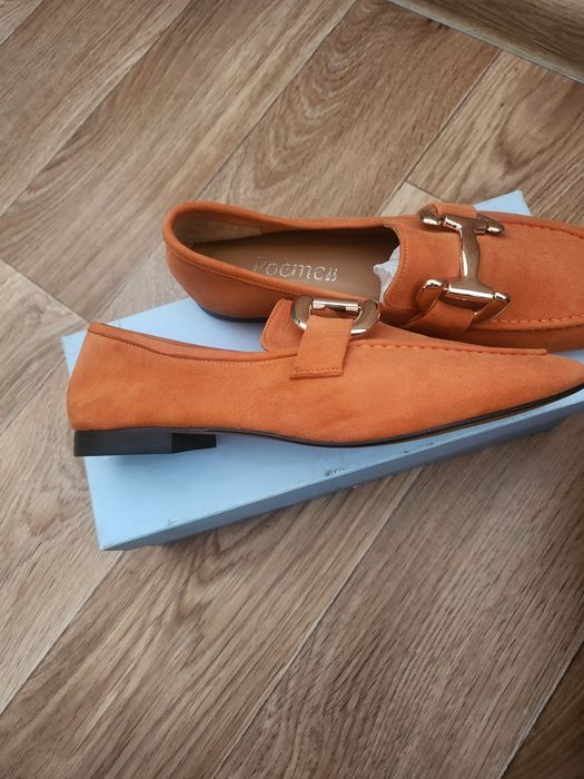 Лофери.З м'якої замши.