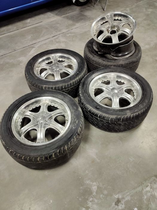 Диски с шинами,r18 255/55 один диск удареный