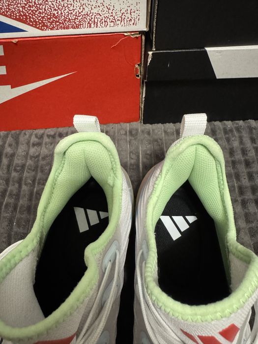 Волейбольні кросівки 44(28см) adidas Stabil Next Gen оригінал
