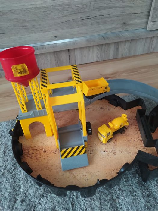 Plac budowy- koło + GRATIS