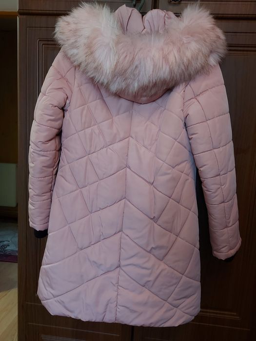 Курточка зимова, дуже тепла 42