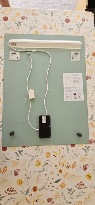 Espelho com iluminação