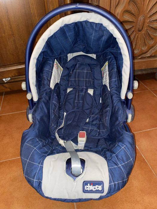 Cadeira Automóvel Chicco para Bebé