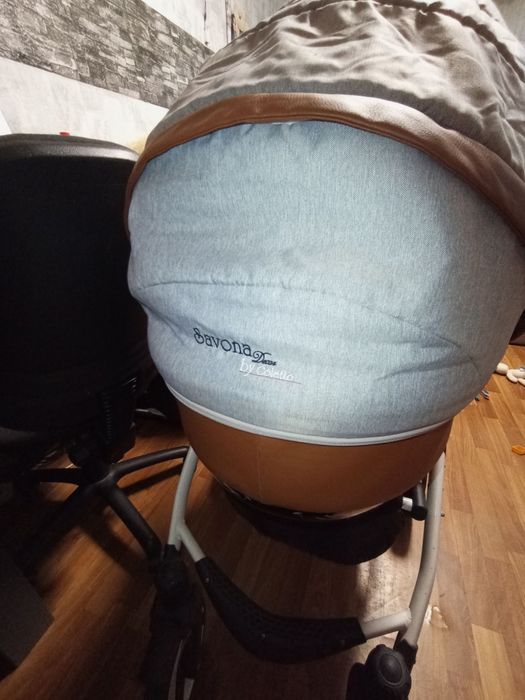 Продам дитячу коляску
