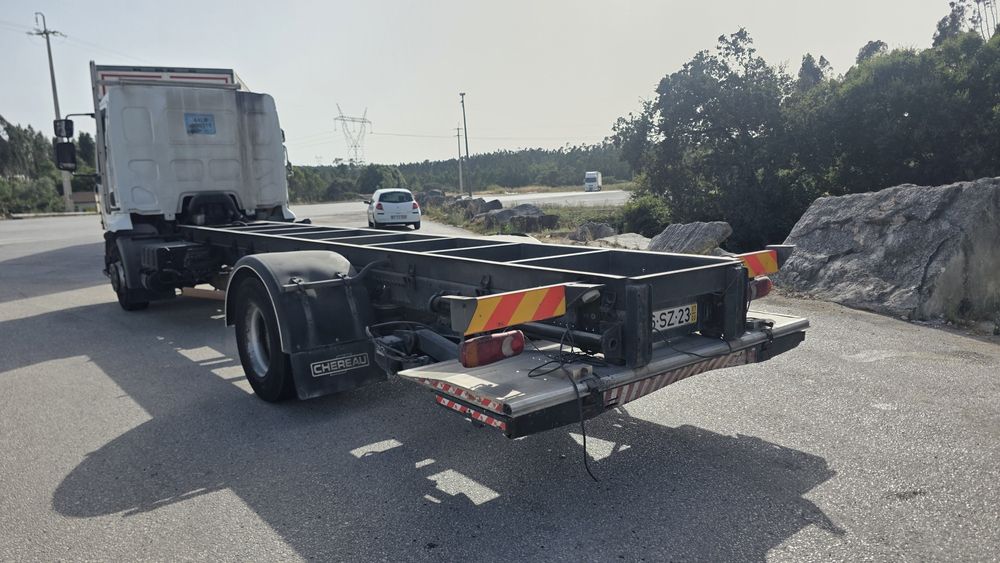 Renault Midlum 280 DXI Plataforma Rectractil