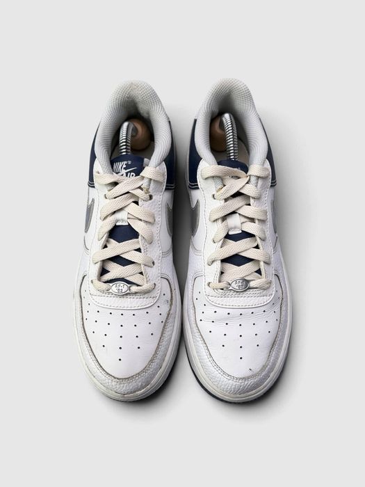 Buty Sportowe Nike Air Force 1 LV8 Biały Granatowy Rozmiar 38.5