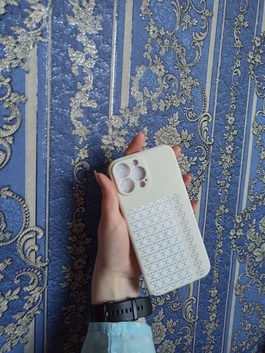 чохол на 12 айфон