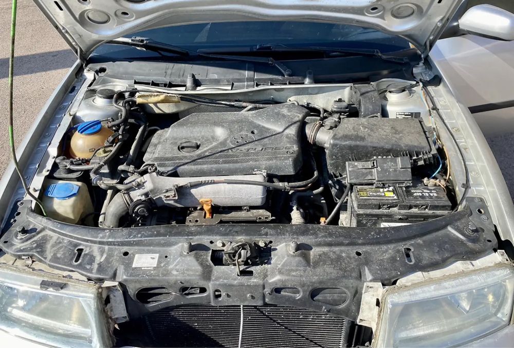 Мотор 1.8Turbo AGU Skoda Octavia Tour/Golf 4/Bora розборка двигун