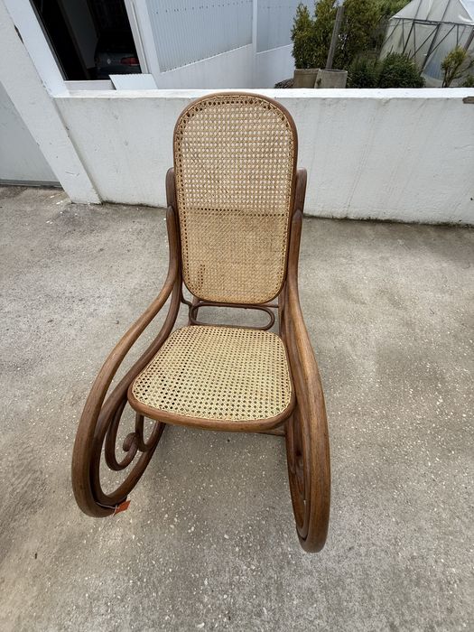 Cadeirão De Baloiço Thonet