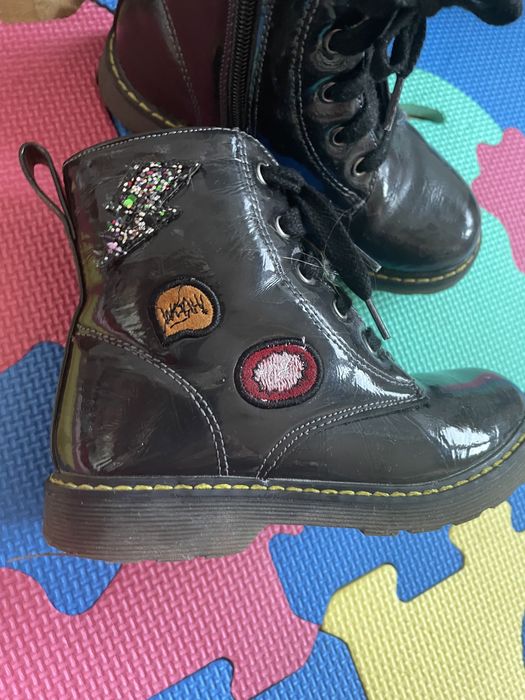 Oddam od zaraz Buty trZewiki ocieplane lakierowane Lasocki 28