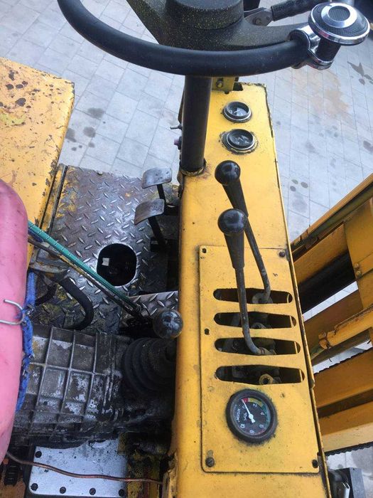 Продам погрузчик навантажувач