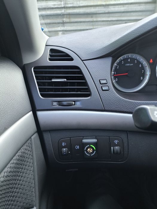 Продам Hyundai Sonata 2008 г.в. 2 л.бензин/газ.