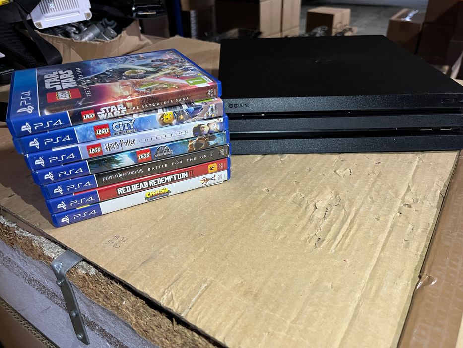 Ps4 Pro 1TB + 1 Comando + 6 jogos