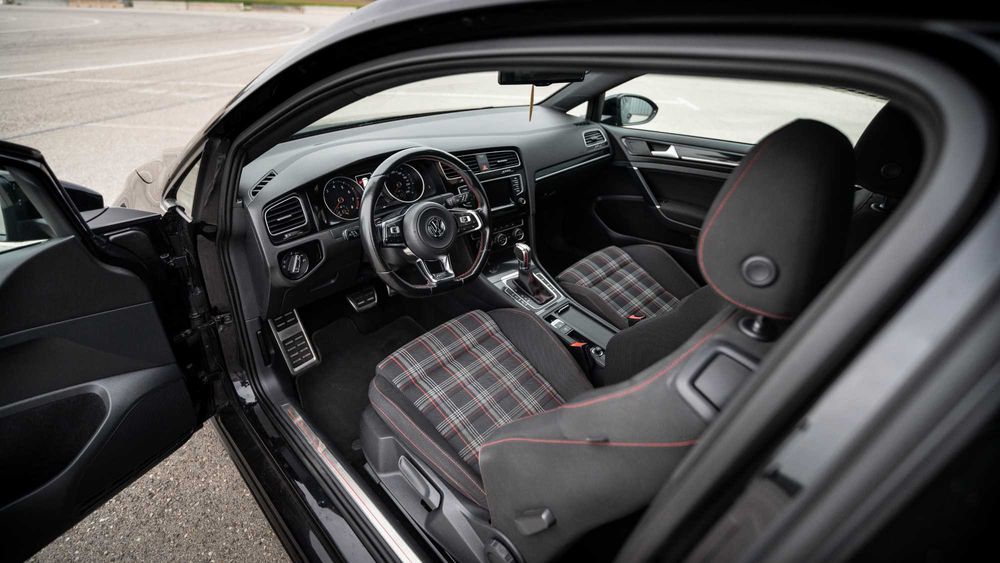 Volkswagen Golf VII GTI DSG