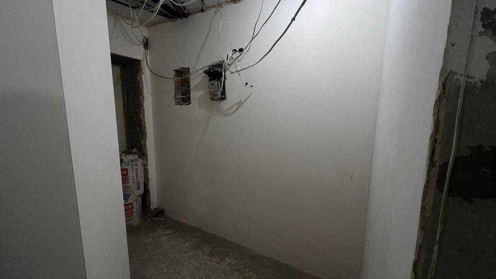 Продаж Однокімнатної квартири вул.Космонавтів зупинка Рассвет