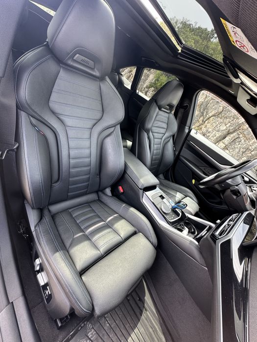 BMW I4 M50 veiculo de garagem