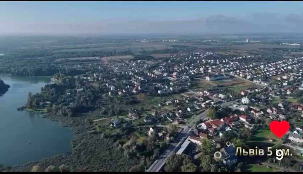 продаж збудованого котеджу в Наварії
