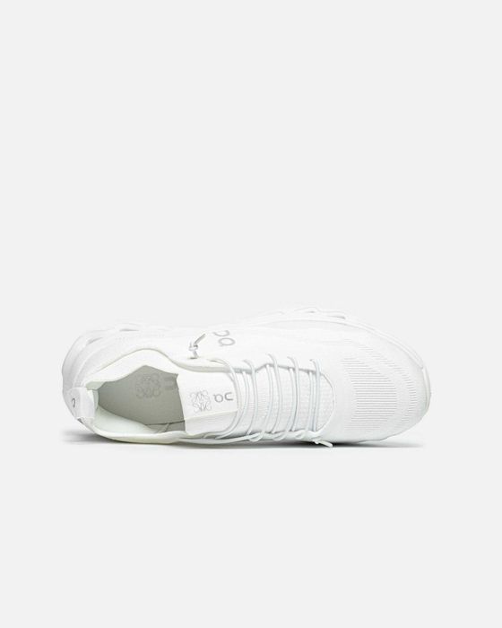 On Cloudtilt x Loewe White (41-45) Кросівки бігові білі