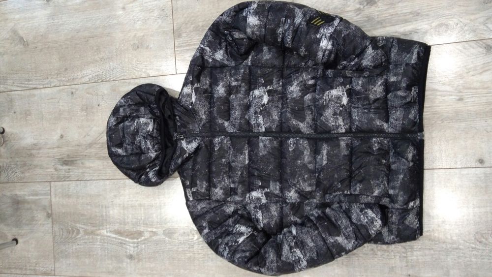 Kurtka jesienno-wiosenna przejściowa chłopiec, roz. 158. STAN IDEALNY.