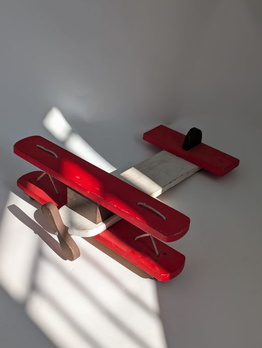 Duży samolot do sesji zdjęciowej fotograficznej dla dzieci na roczek