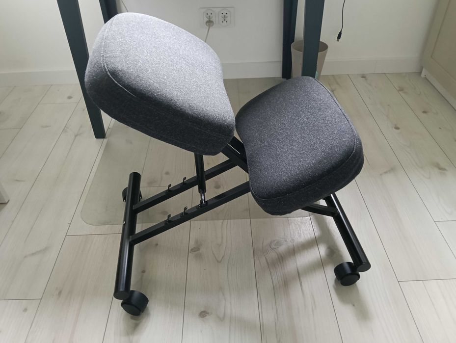 Klękosiad, klęcznik, krzesło do biurka, EIFRED IKEA