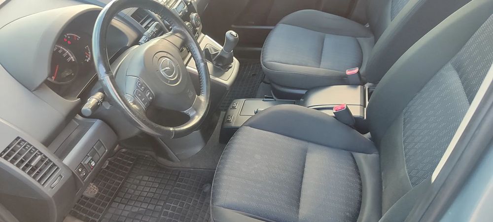 Mazda 5