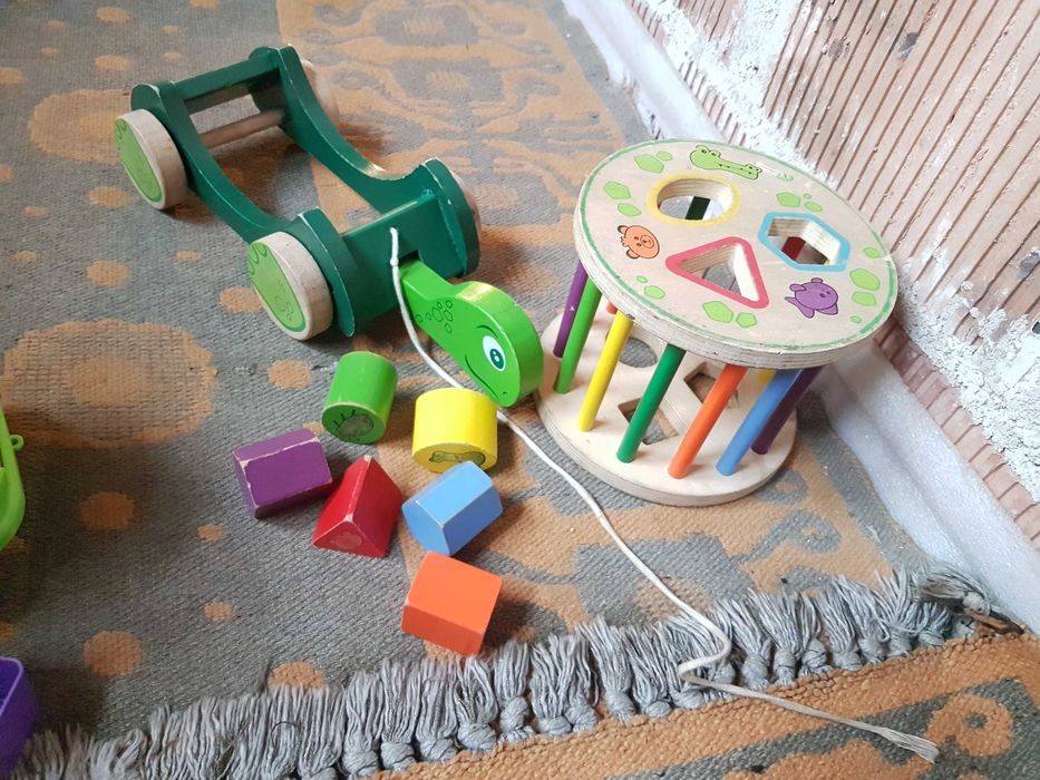 Playtive Zabawka drewniana Żółw do ciągnięcia Sorter Jeździk