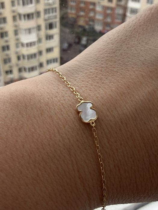 Золотой браслет тоиs