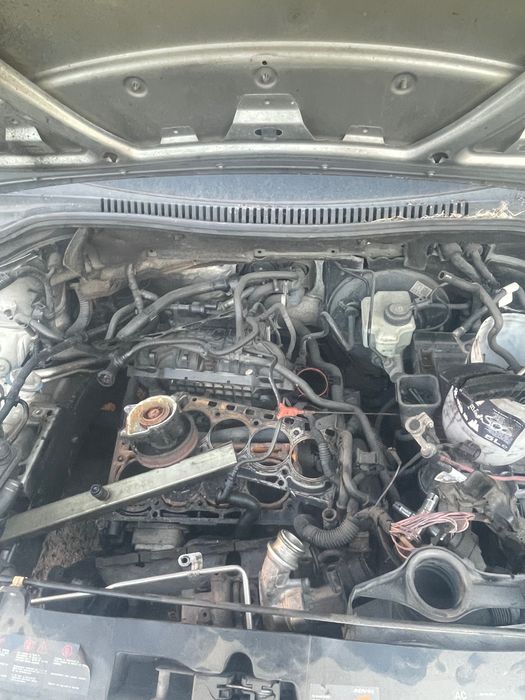 Seat leon 2009 motor avariado com documentos ,Não respondo a perguntas sobre motor para desocupar
