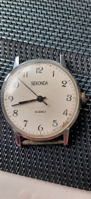 Часы механика кварц