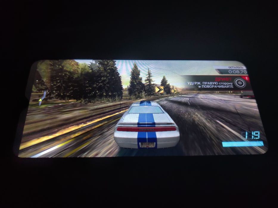 Продам бюджетный игровой девайс !!