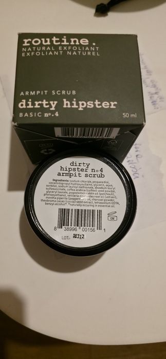 Routine Natural Beauty Armpit Scrub – peeling na okolicę pach