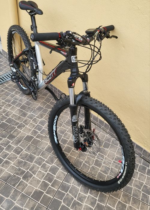 Bicicleta scott  em bom estado (troca)