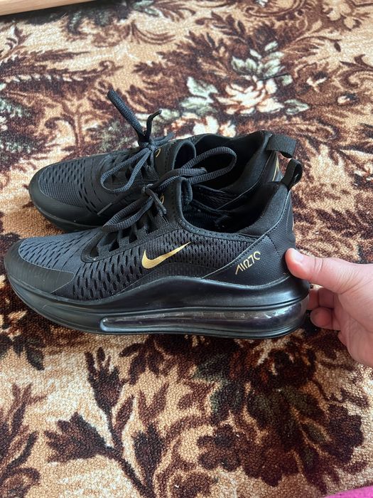 Кросівки жіночі Nike air