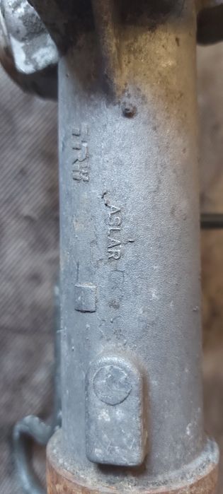 Оригинальная рулевая рейка Форд Транзит 1991-2000 ГУР (Hema TRW)