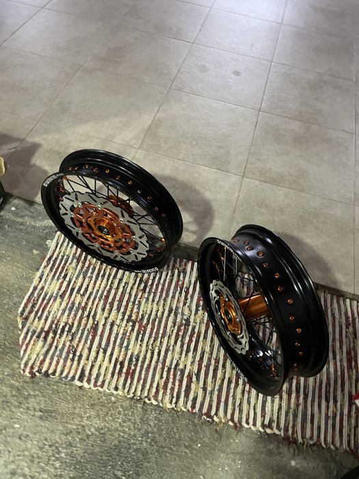 Jantes supermotard 17/17