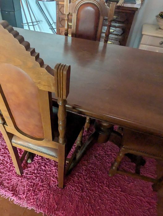 Mesa jantar e cadeiras antiga