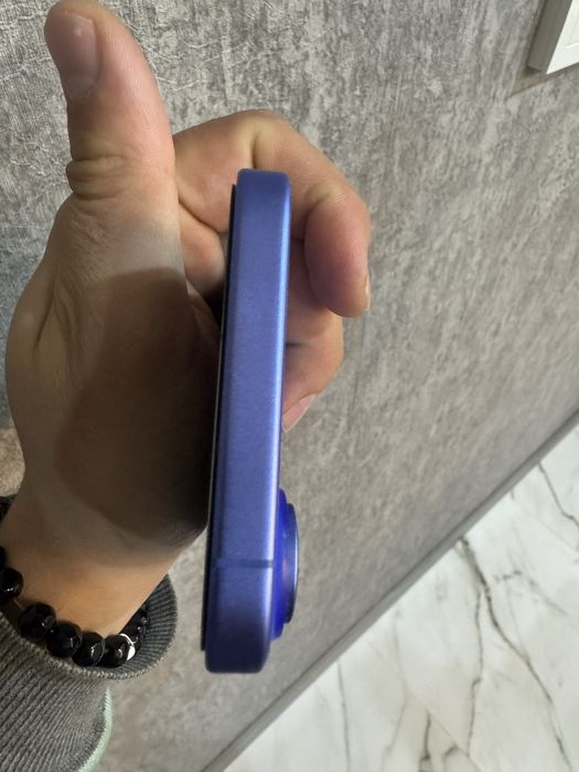 Iphone 16 128gb на запчастини