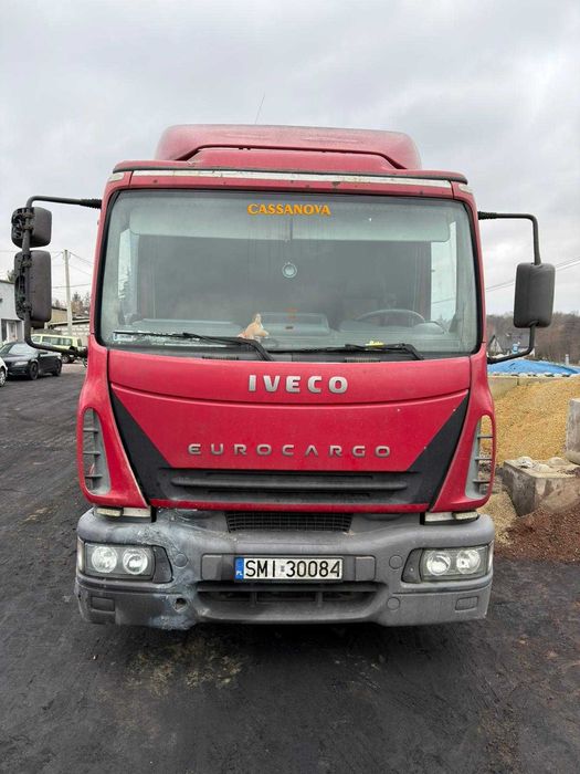 Solówka ciężarowa skrzyniowa Iveco Eurocargo 120e18. Sprawne