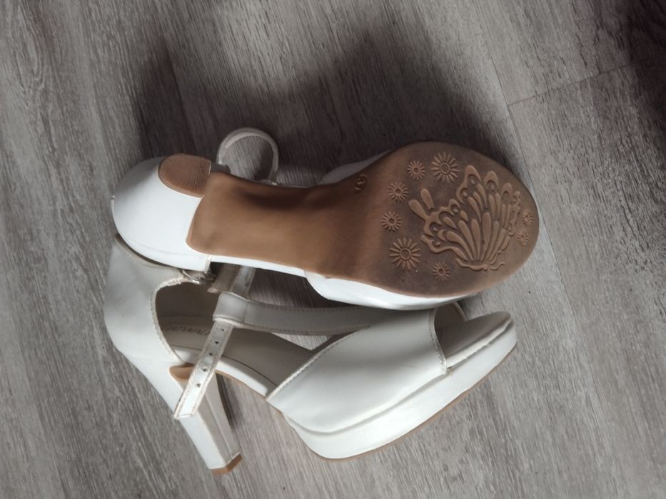 Buty ślubne rozmiar 37