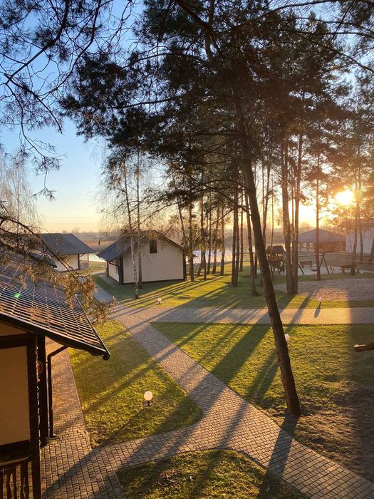 Котедж за містом подобово