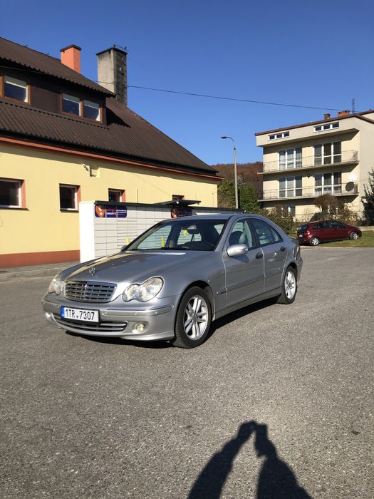 Mercedes C220 Avantgarde Maly Przebieg Swietny San Zero Korozji