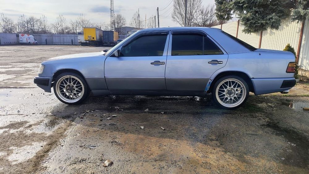 Продам Мерседес 124 1500$