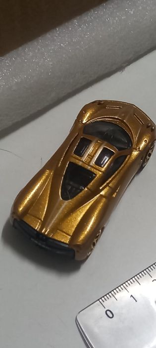 Pagani huayra hot wheels