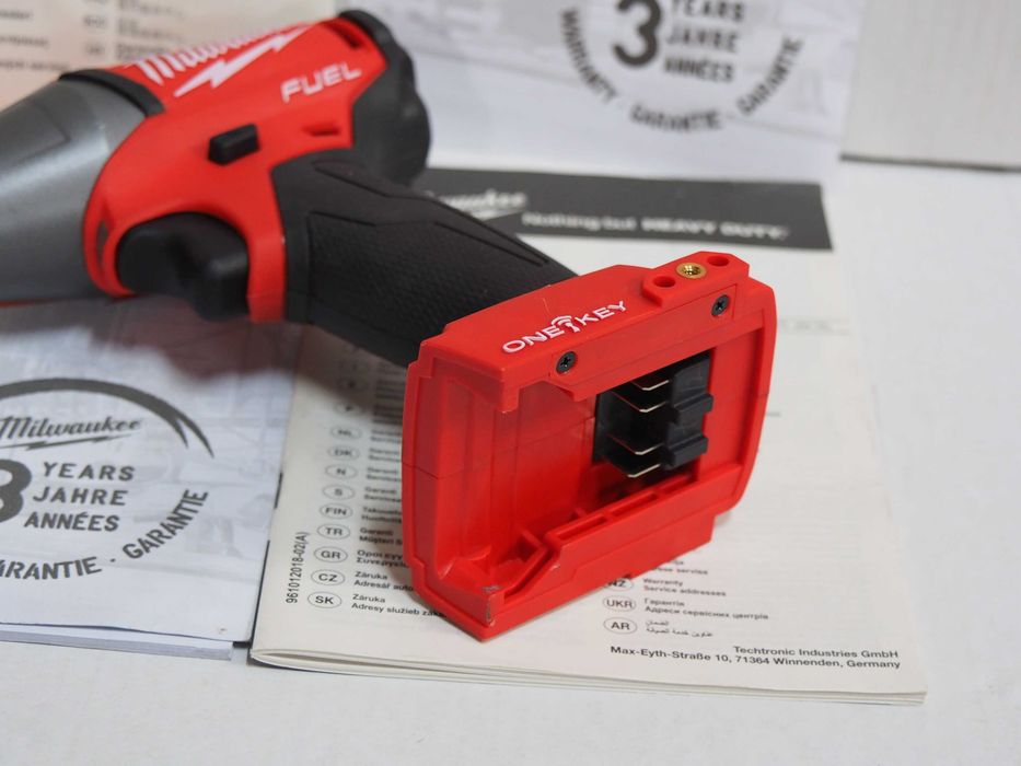 MILWAUKEE M18 ONEIWF 12 klucz udarowy 1/2' moc 300Nm 4 biegi bez aku