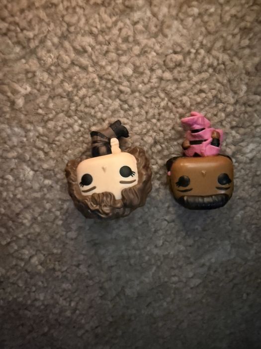 Дивні дива фігурки