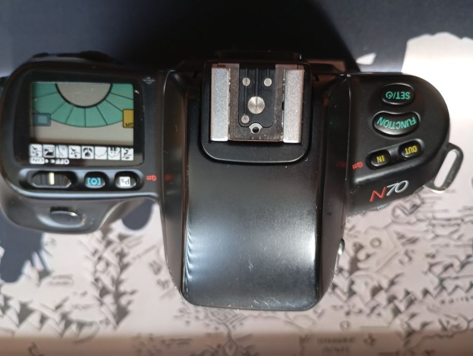 Aparat Nikon f70 body