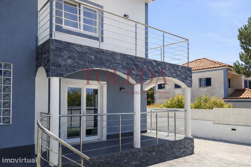 Moradia Isolada T5 com lote de 850m2