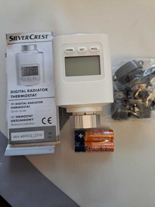 3 termostaty grzejnikowe (regelacja czasów, temperatury, adaptery)