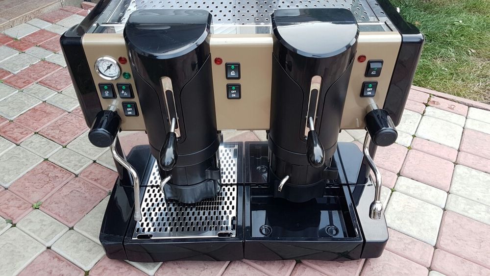 Кофемашина Jasmine 2 Caps